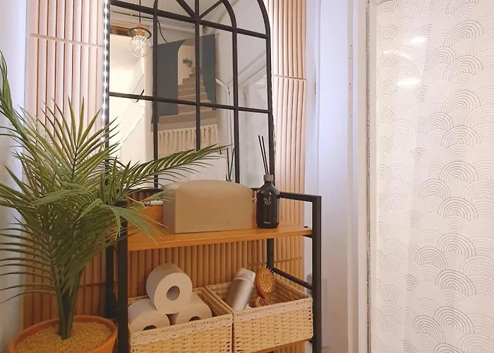 Easel House Villa *